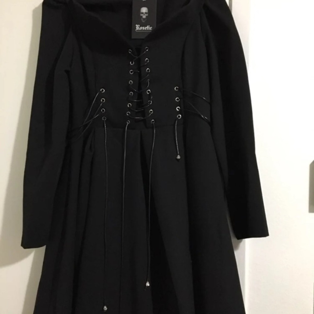 Gothic dress new with tag